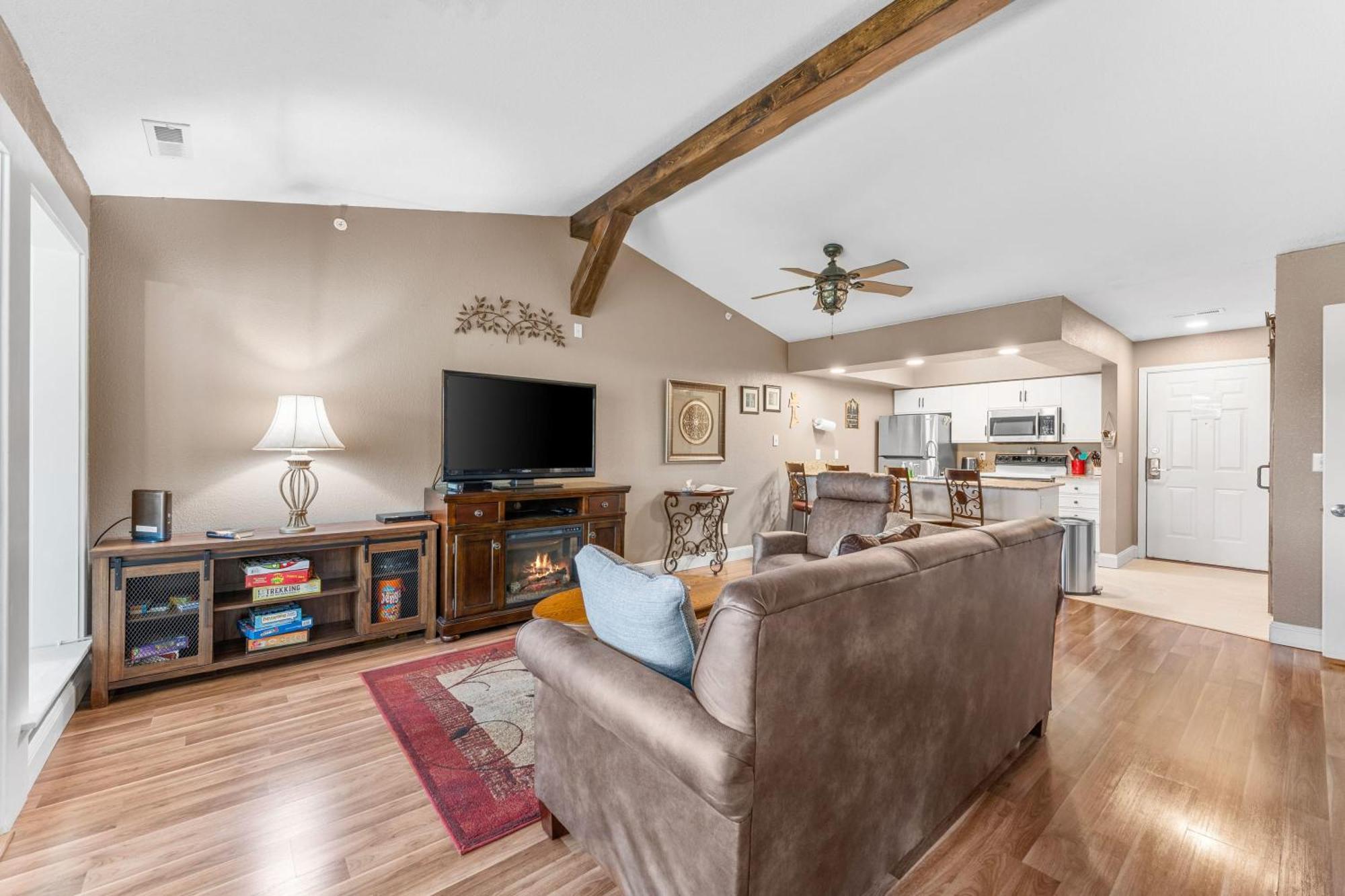 Penthouse Thousand Hills Golf Front Condo With Pool Close To 76 And Sleeps 8 Branson Esterno foto