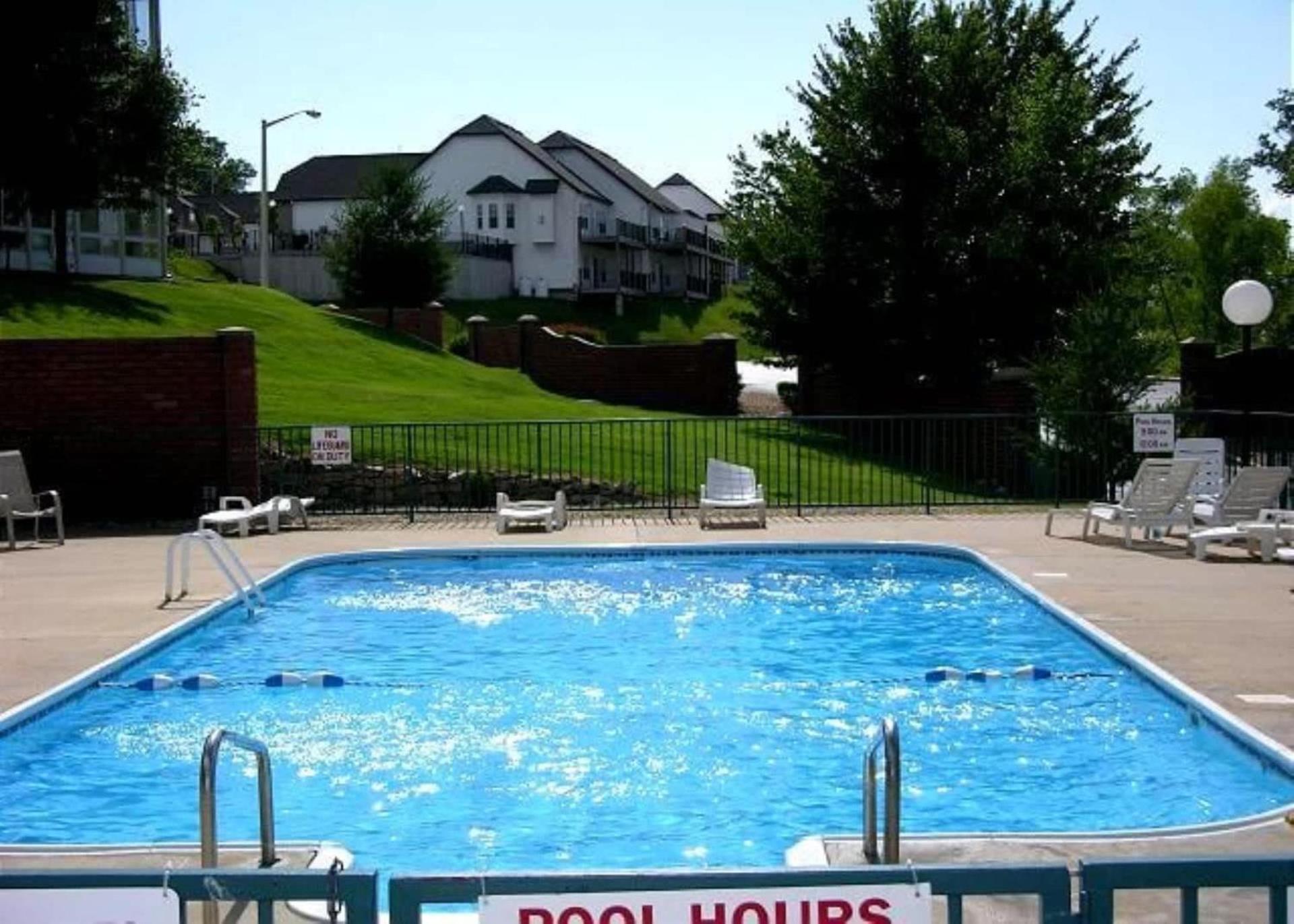 Penthouse Thousand Hills Golf Front Condo With Pool Close To 76 And Sleeps 8 Branson Esterno foto
